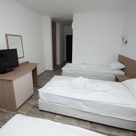 Hotel Neva Kiten (Burgas) Exterior foto